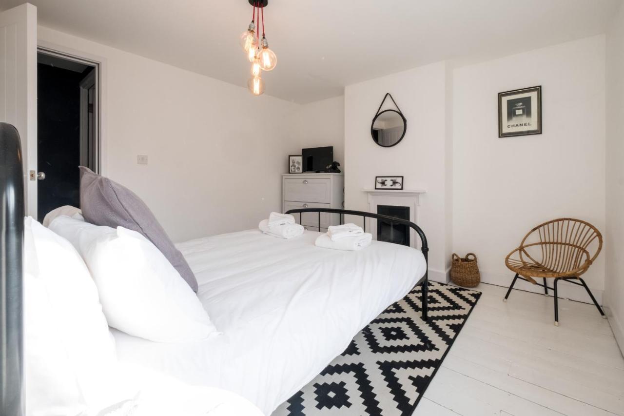 Amber Cottage オールドバラ エクステリア 写真